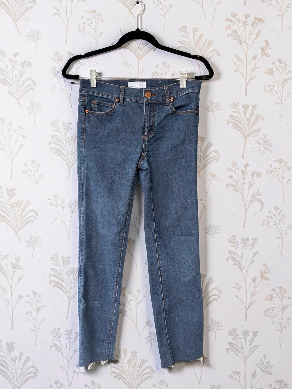 LOFT Made and Loved Skinny Crop Jeans Womens 25/0 Blue Raw Frayed Hem Stretch